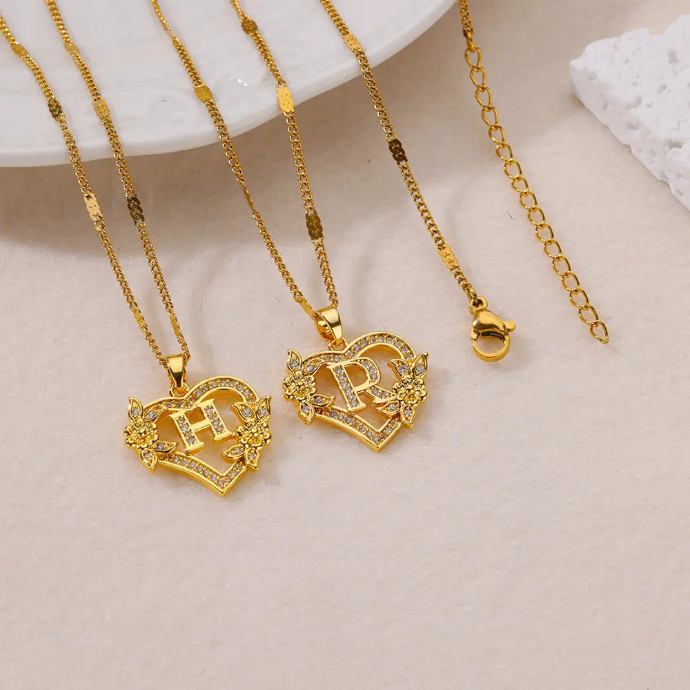 Gold-colored stainless steel heart initial necklace for women – personal, modern, and gift-ready.