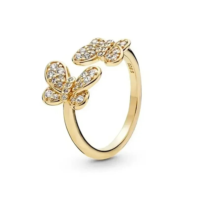 Romantic Heart Crown Ring – 925 Sterling Silver

Exquisite Gold-Tone Heart Ring in 925 Sterling Silver